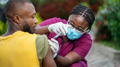 Vaccination, Africa.